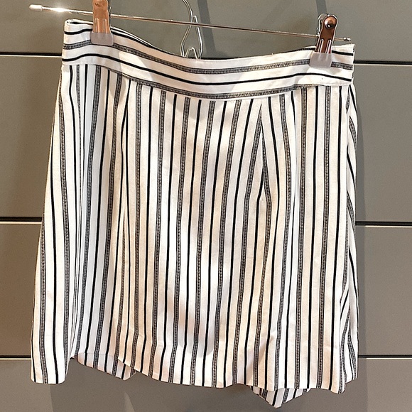 BCBG Striped Button Mini Skirt - Picture 4 of 9